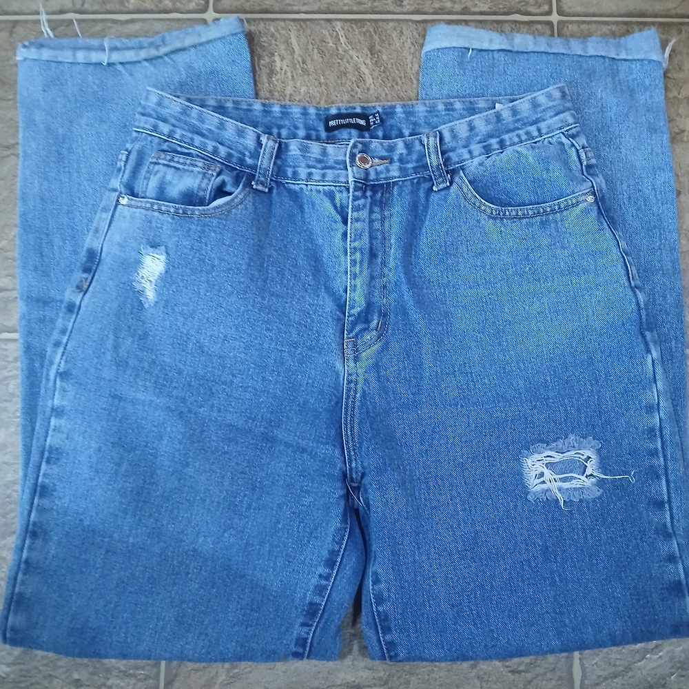 PrettyLittleThing Light Blue Boyfriend Jeans Sz10 Distressed Summer Casual Denim